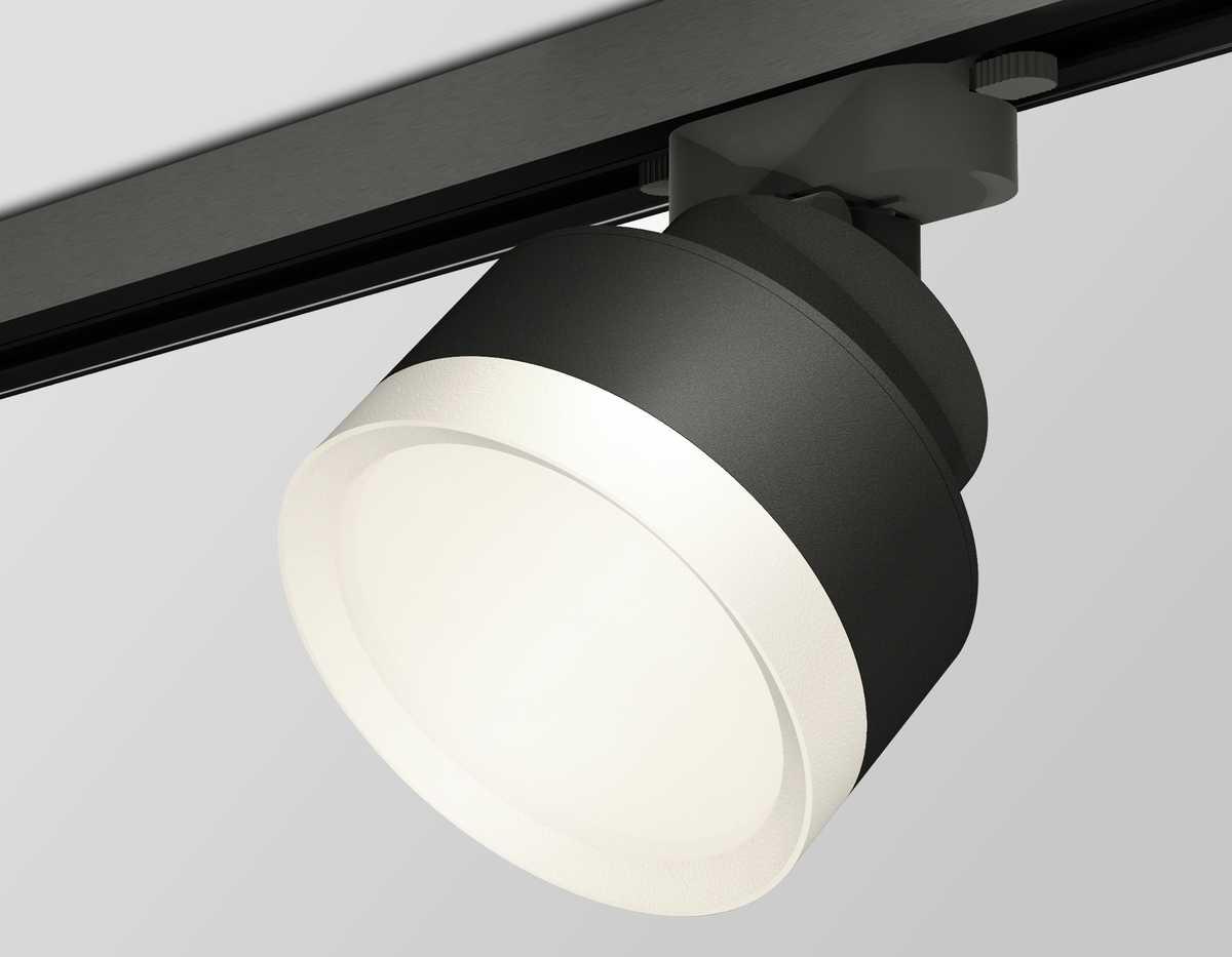 фото комплект трекового светильника ambrella light (a2526, a2106, c8102, n8112) xt8102001 | 220svet.ru