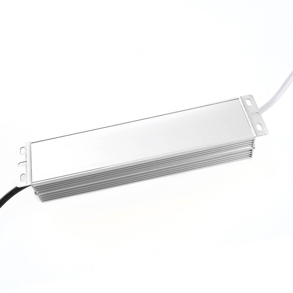 фото блок питания для светодиодной ленты feron lb007 12v 100w ip67 4,1a 48059 | 220svet.ru