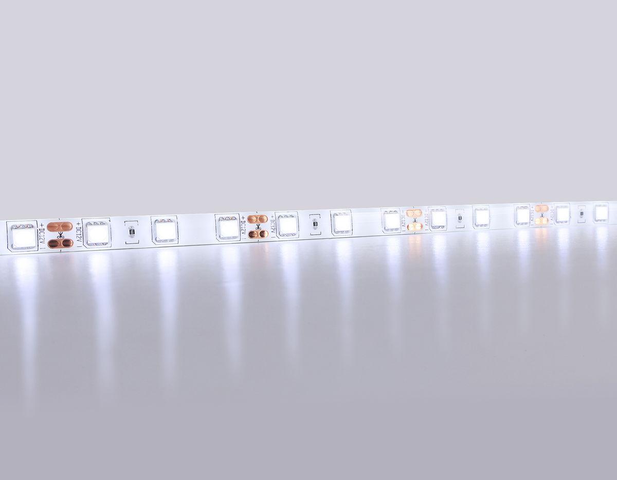 фото светодиодная влагозащищенная лента холодный белый ambrella light 14,4w/m 60led/m 5050smd 6500к 5m gs2103 | 220svet.ru